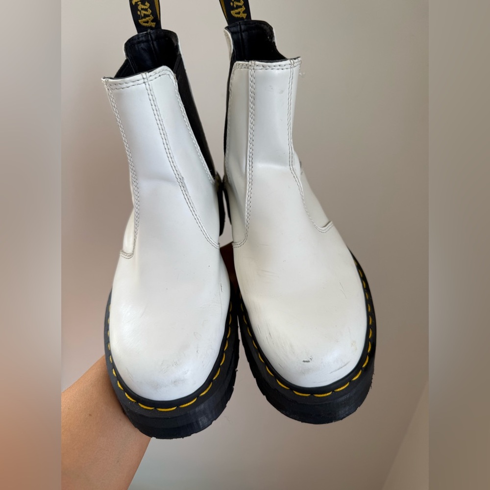 Dr. Martens 2976 Quad White Leather Chelsea Boots 9L - Picture 7 of 13